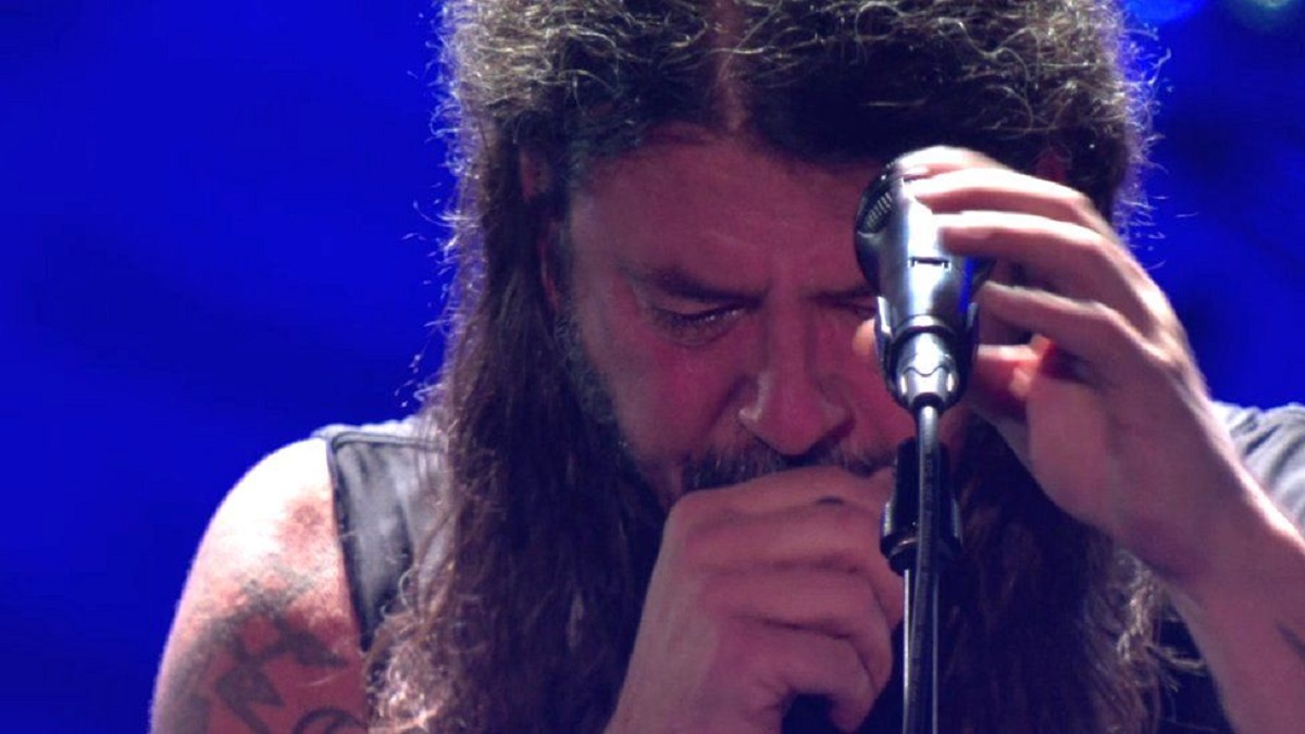 126582038 Grohl Composure (1)