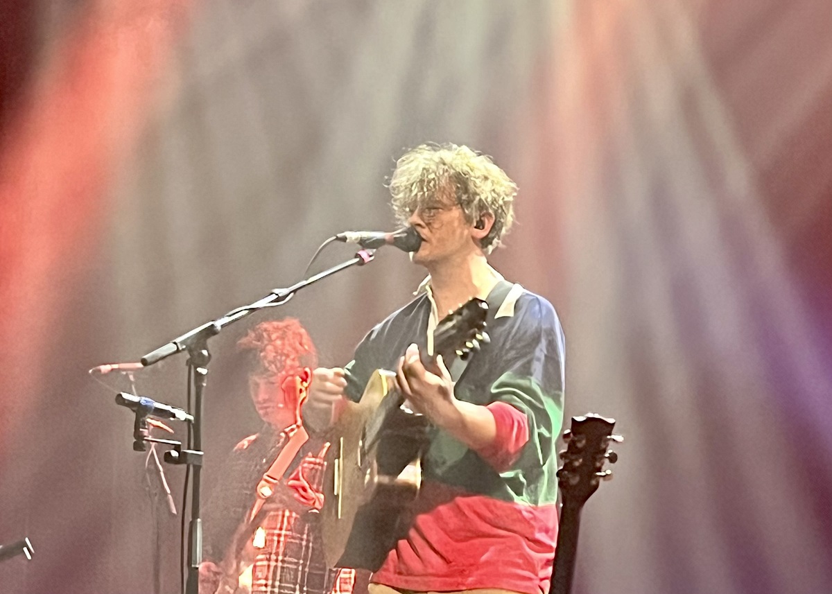 Bill Ryder Jones Live