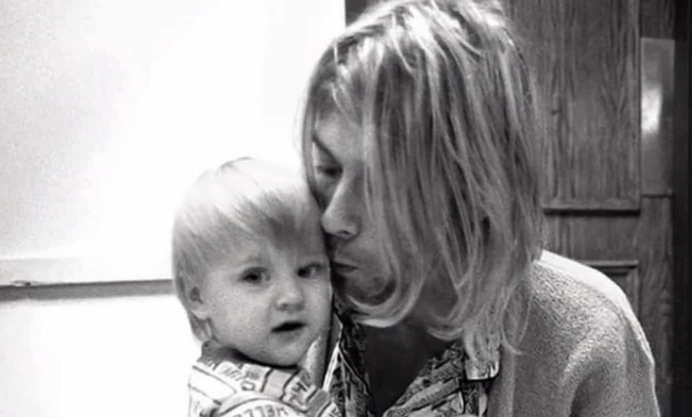 Frances Bean Cobain ricorda il papà Kurt Cobain a 30 anni dalla morte