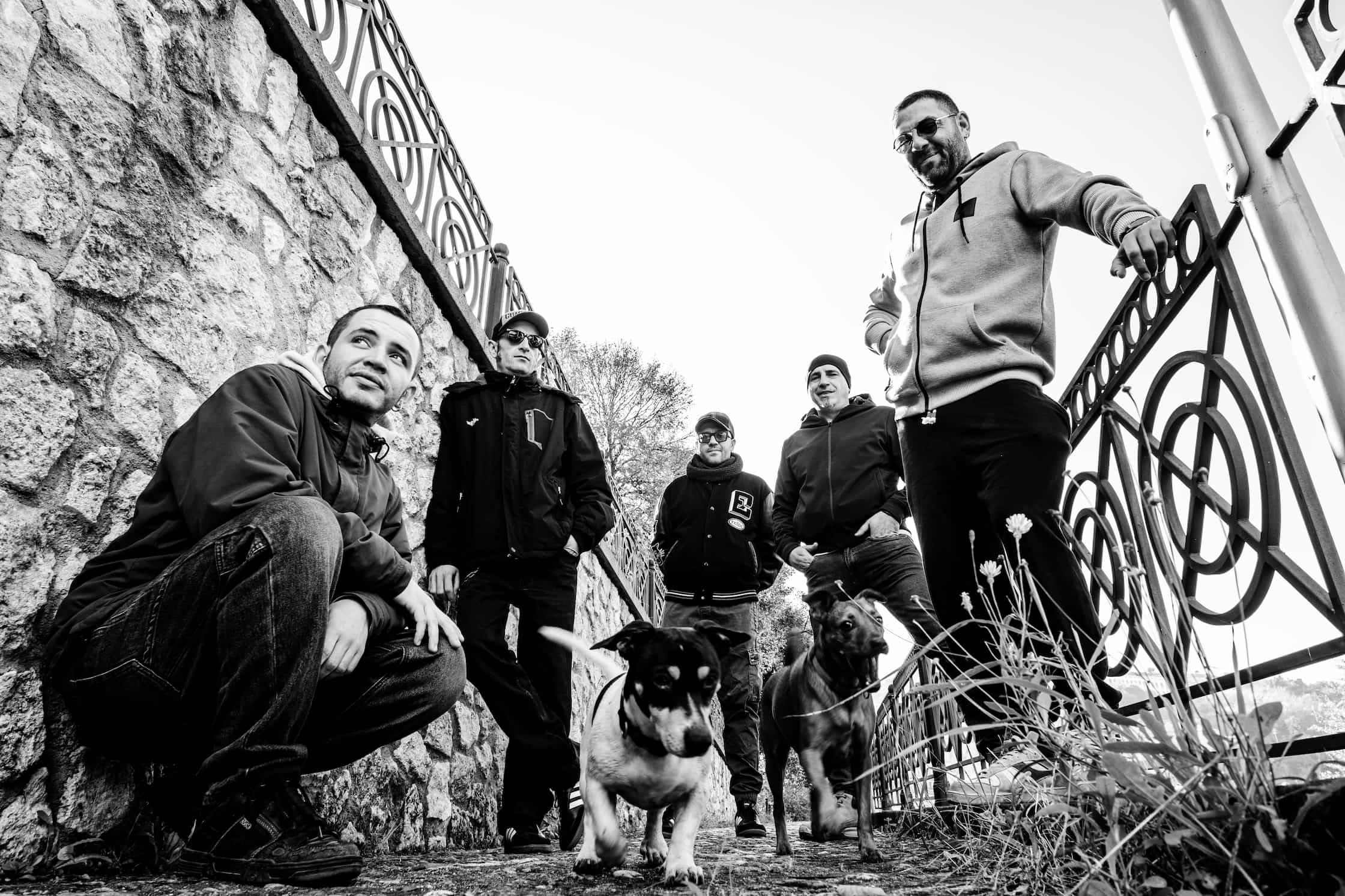 Across Hardcore Foto Band (1)